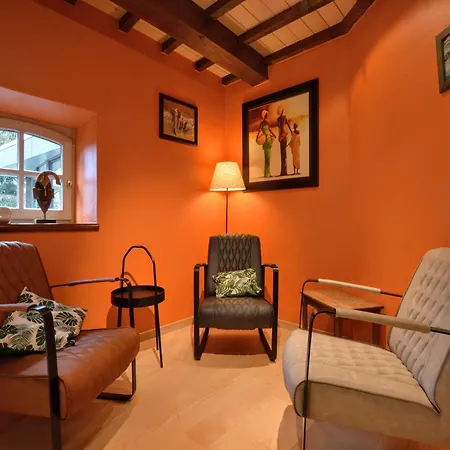 Close To The Robertville Lake, Cleaning Included Holiday home Waimes