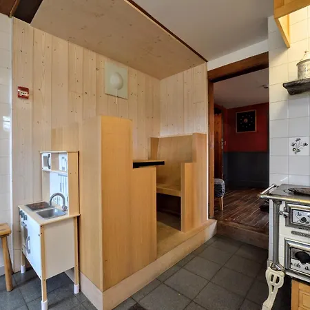 Close To The Robertville Lake, Cleaning Included Waimes